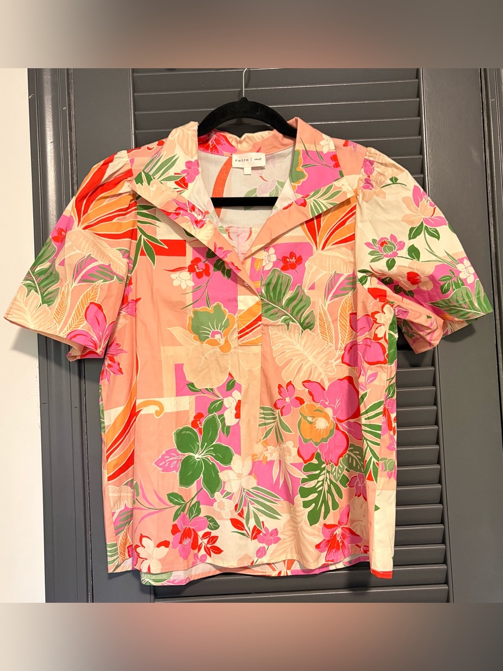 entro Pink Floral Hawaiian Camp Shirt with Green Accents